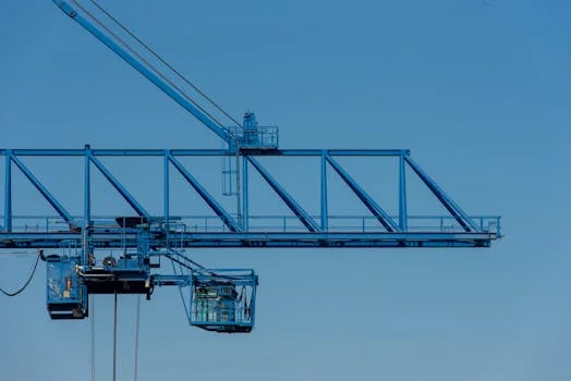 trash rake screen troubleshooting - When to escalate: thresholds that require crane, confined-space permit or OEM tech