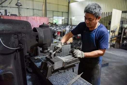 sludge dewatering equipment in qatar - Head-to-Head: Screw Press vs. Centrifuge vs. Filter Press for Qatar’s Climate and Regulations