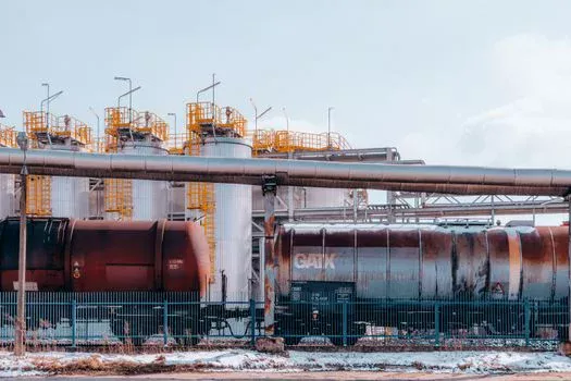 PV wastewater treatment equipment - Hybrid DAF-RO-MBR Systems: Engineering Specs and Process Flow for PV Wastewater