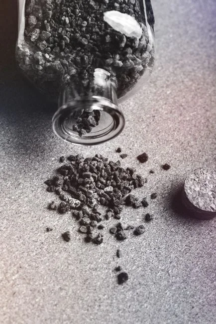 Choosing the Right Carbon Type for Your Dye Class