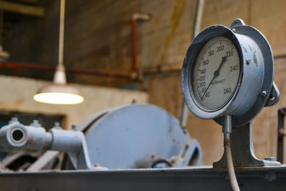 Problem 4: Hydraulic and Electrode Hardware Failures