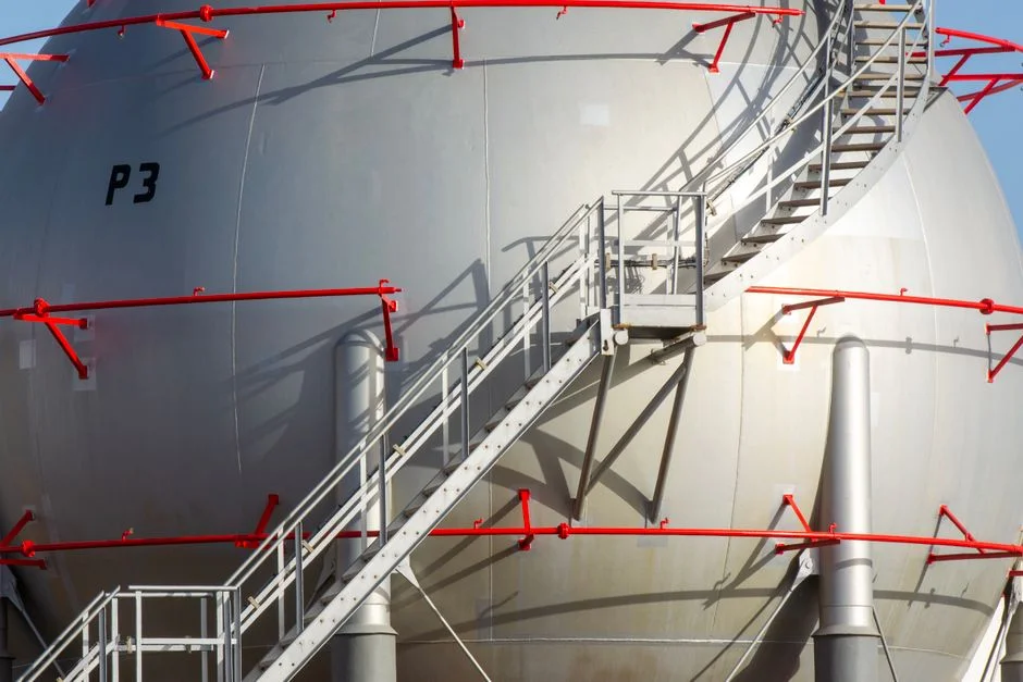 2026 CAPEX/OPEX and Decision Framework: Fab vs Data Hall