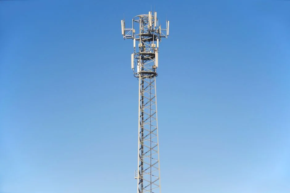 Choosing the Communication Bearer: Cellular, Licensed Radio, LoRaWAN, or Satellite