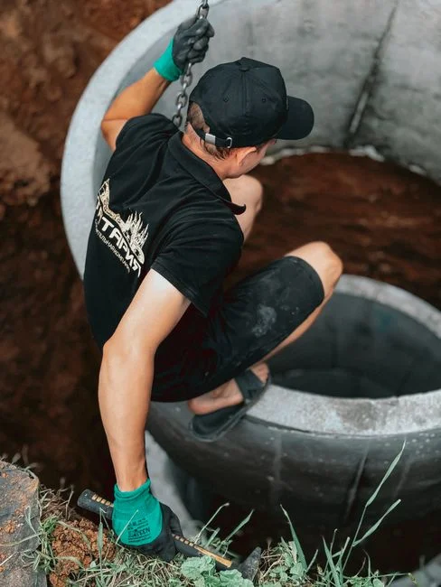 On-Site Sanitary Sewage Treatment for Staff and Contractors