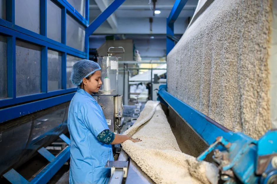 Sludge Dewatering and Cake Handling Specifications