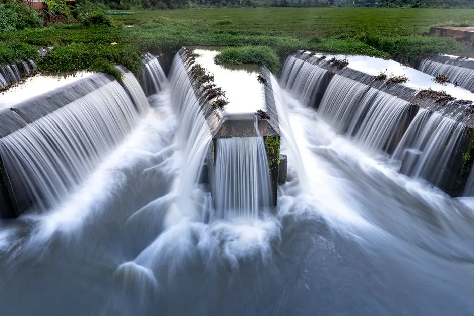 How a Lamella or Circular Clarifier Actually Settles the Same Stream