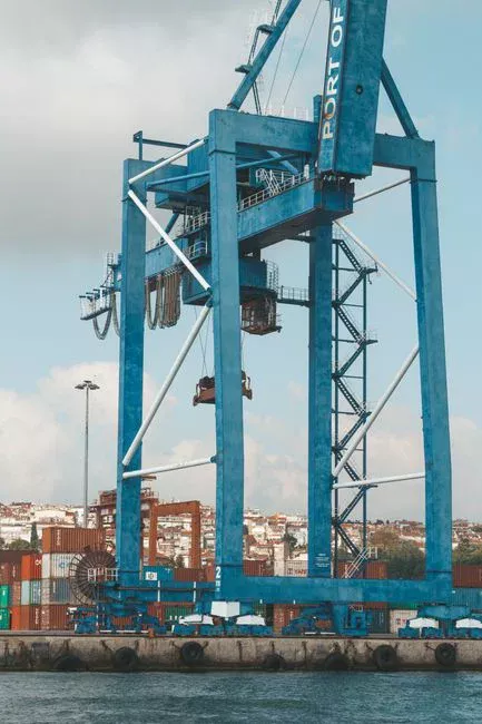 Step 2 — Match the flow to a 20-ft or 40-ft HC container