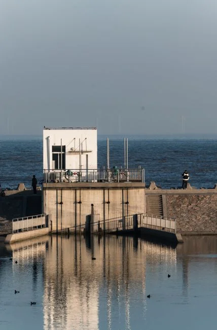 Influent envelope: what the headworks actually sees at a small-to-mid Como plant