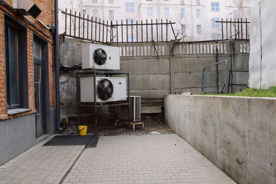 Engineering Controls: High-Efficiency Cooling and Smarter Use
